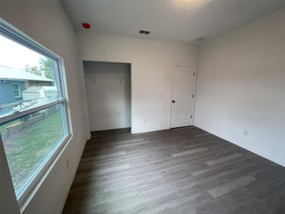 For Sale: $310,000 (3 beds, 1 baths, 1198 Square Feet)