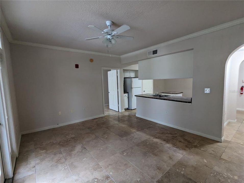 For Sale: $249,900 (2 beds, 2 baths, 1147 Square Feet)