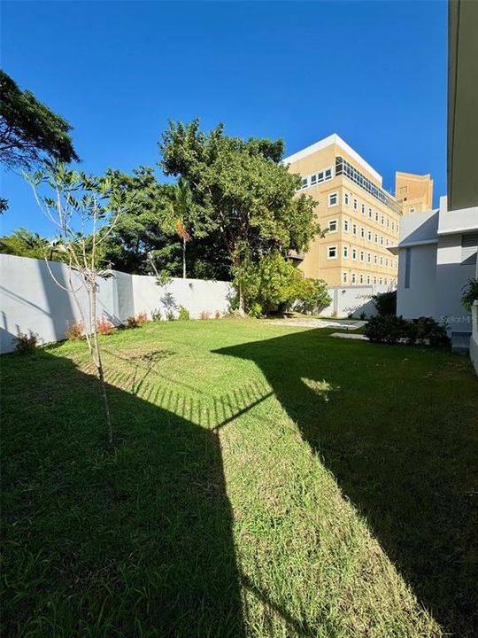 Vendido Recientemente: $820,000 (3 camas, 2 baños, 1425 Pies cuadrados)