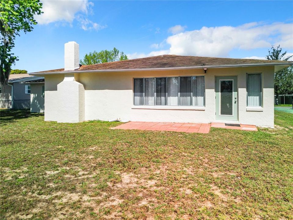 Recently Sold: $240,000 (2 beds, 2 baths, 2134 Square Feet)
