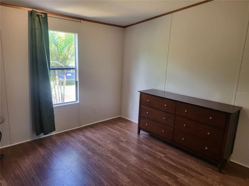 For Sale: $135,000 (2 beds, 2 baths, 784 Square Feet)