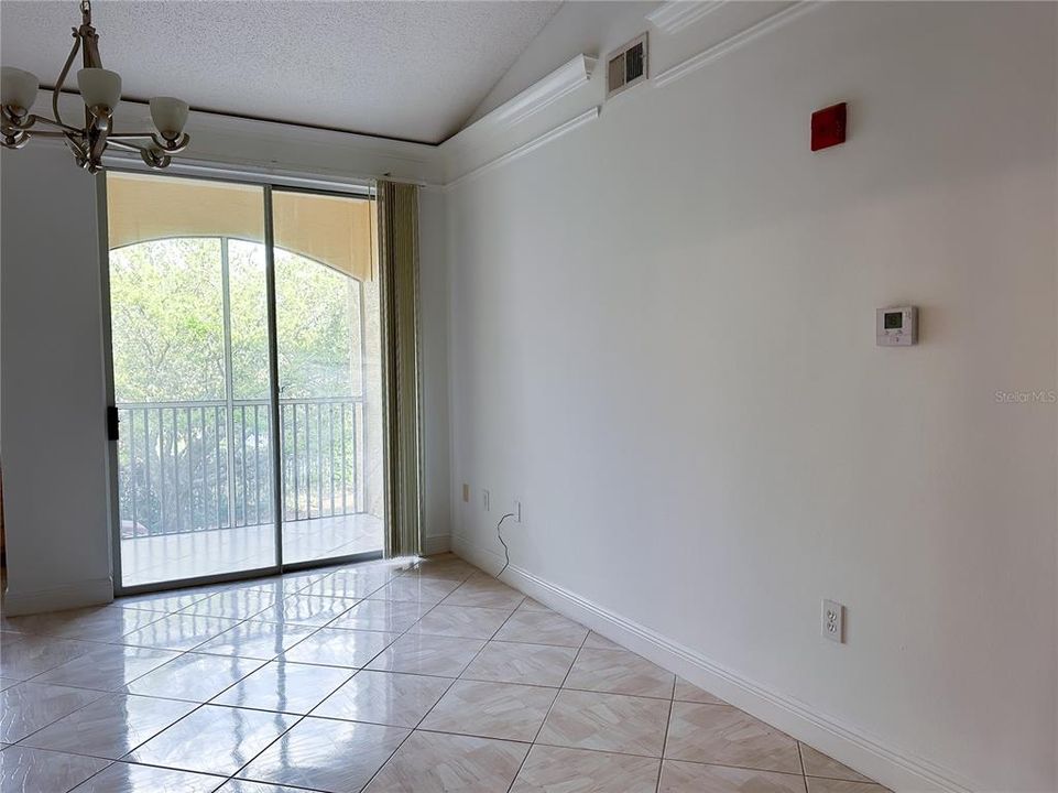 Active With Contract: $2,350 (3 beds, 2 baths, 1396 Square Feet)