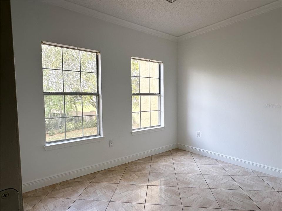 Active With Contract: $2,350 (3 beds, 2 baths, 1396 Square Feet)