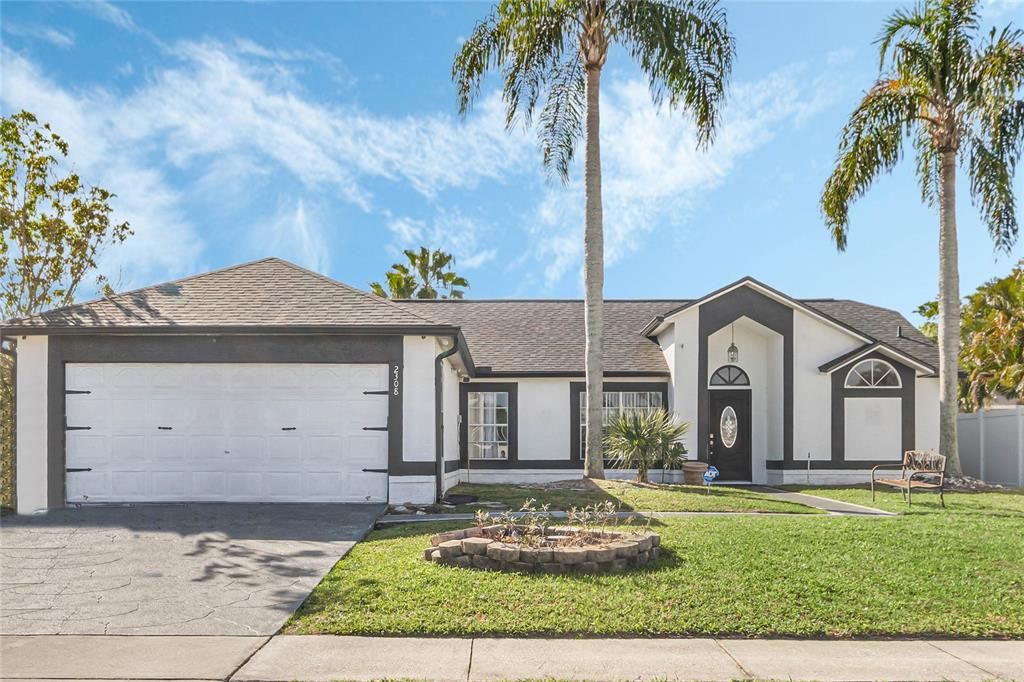 Recently Sold: $400,000 (3 beds, 2 baths, 1730 Square Feet)