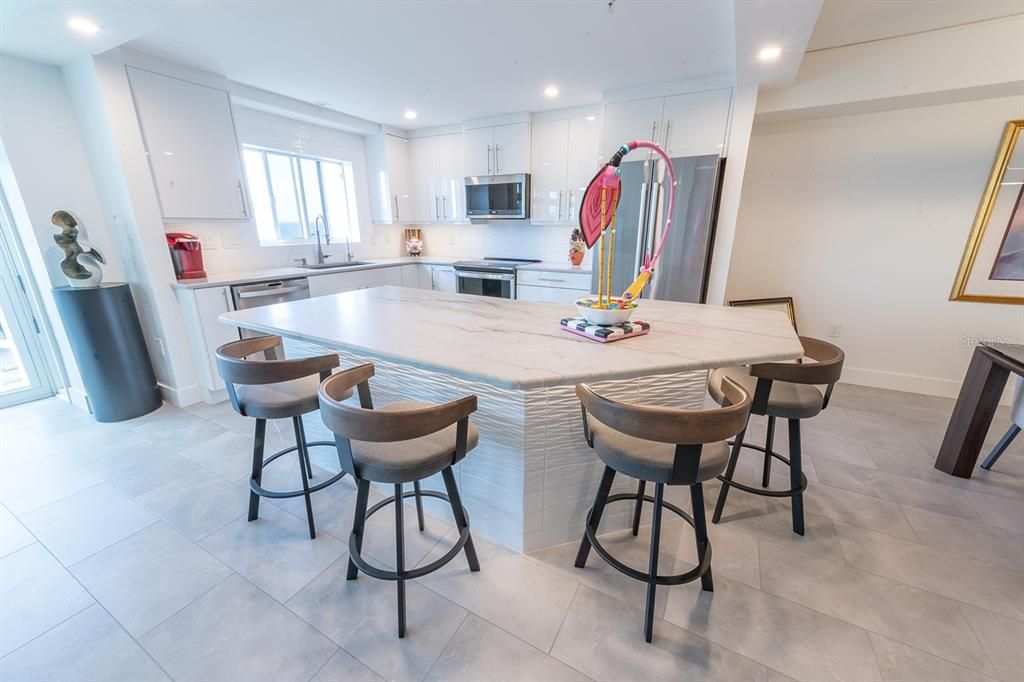 Active With Contract: $815,000 (2 beds, 2 baths, 2168 Square Feet)