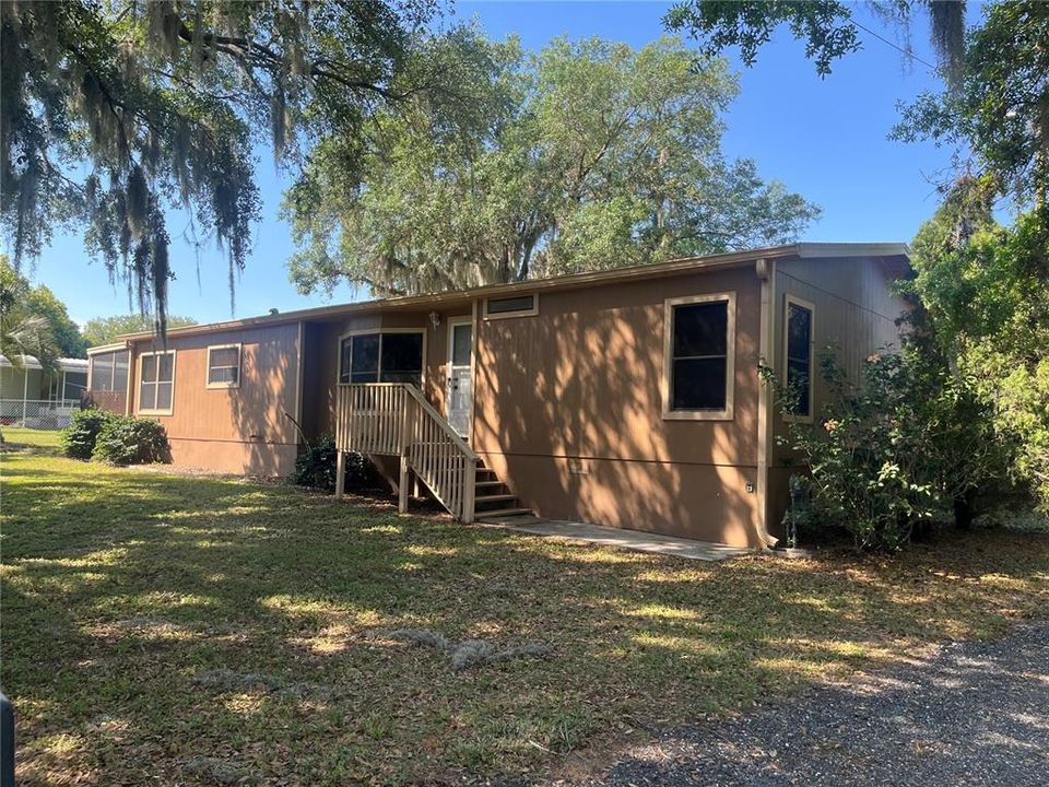 Recently Sold: $324,999 (3 beds, 2 baths, 1512 Square Feet)