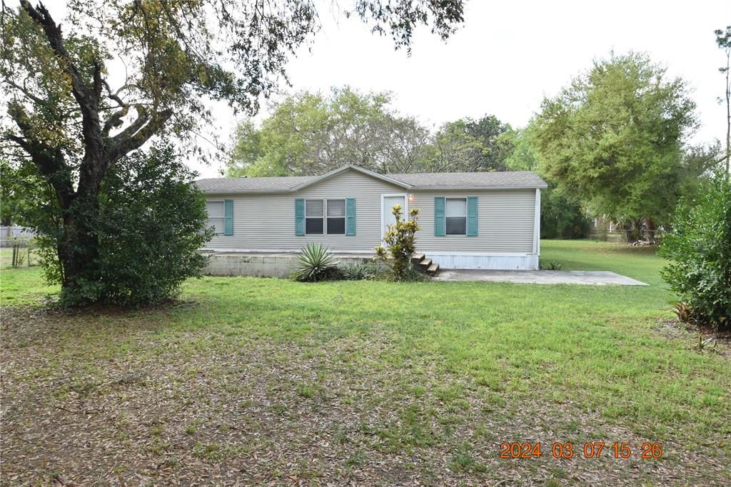 Recently Rented: $1,600 (3 beds, 2 baths, 1152 Square Feet)