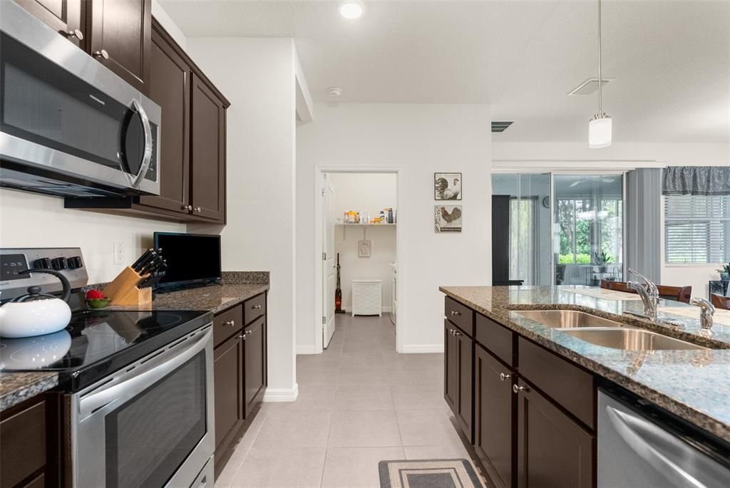 Active With Contract: $339,000 (3 beds, 2 baths, 1872 Square Feet)