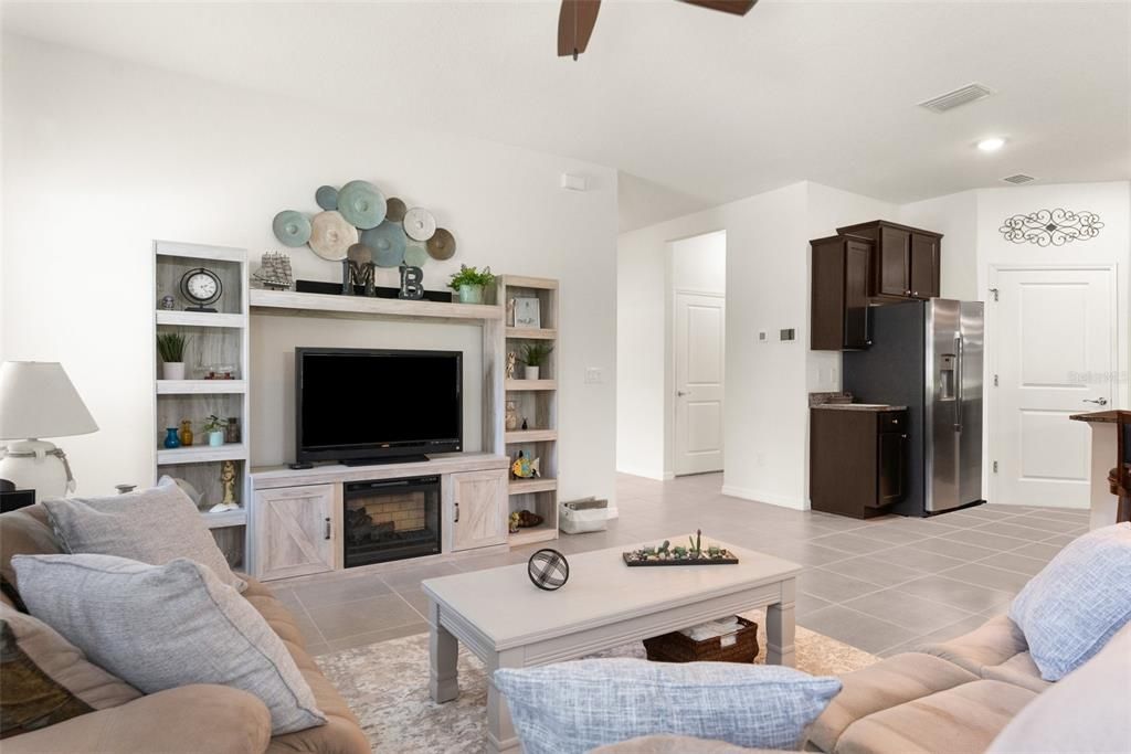 Active With Contract: $339,000 (3 beds, 2 baths, 1872 Square Feet)