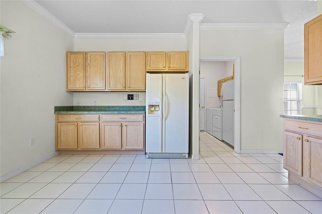 Active With Contract: $459,000 (3 beds, 3 baths, 2325 Square Feet)
