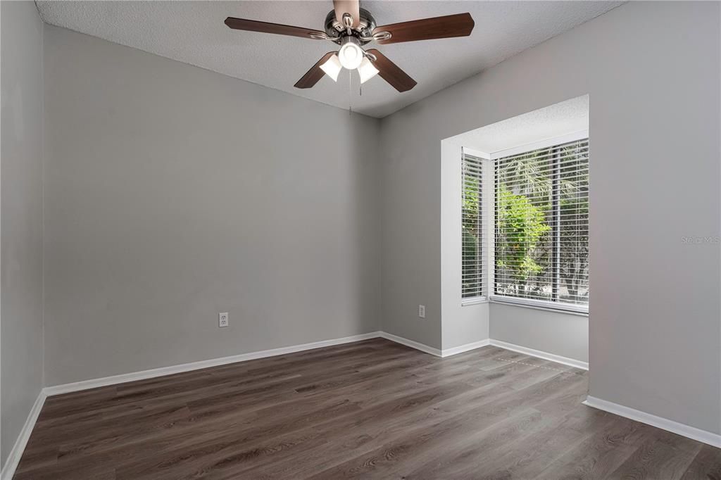 Active With Contract: $425,000 (3 beds, 2 baths, 1853 Square Feet)