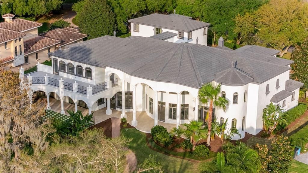 Recently Sold: $4,495,000 (8 beds, 8 baths, 9621 Square Feet)