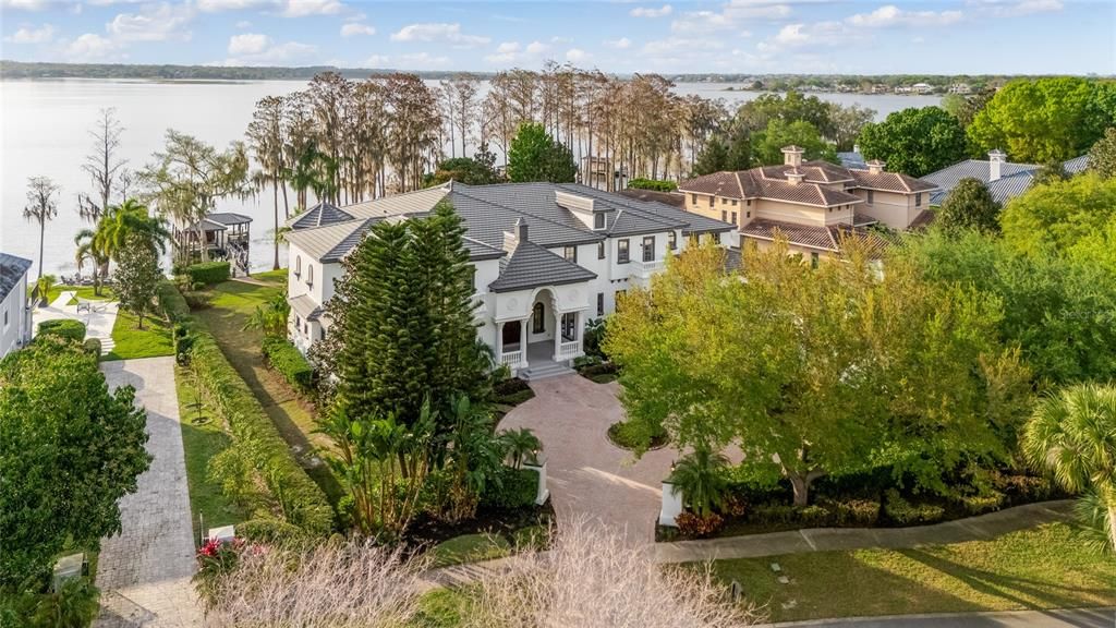 Recently Sold: $4,495,000 (8 beds, 8 baths, 9621 Square Feet)