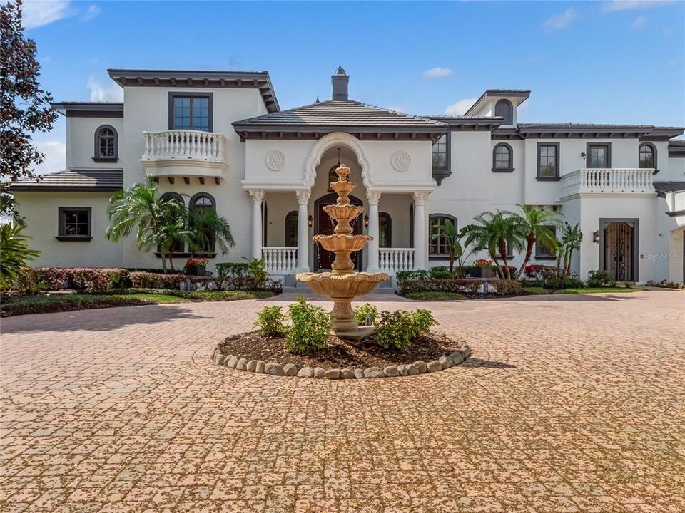 Recently Sold: $4,495,000 (8 beds, 8 baths, 9621 Square Feet)