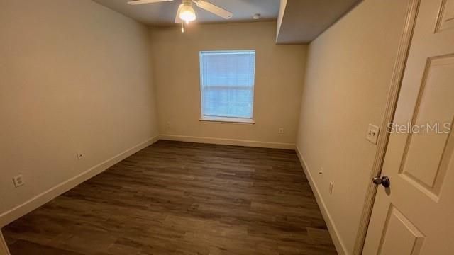 For Sale: $184,000 (1 beds, 1 baths, 667 Square Feet)