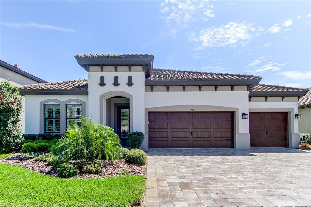 Recently Sold: $859,000 (4 beds, 3 baths, 2726 Square Feet)