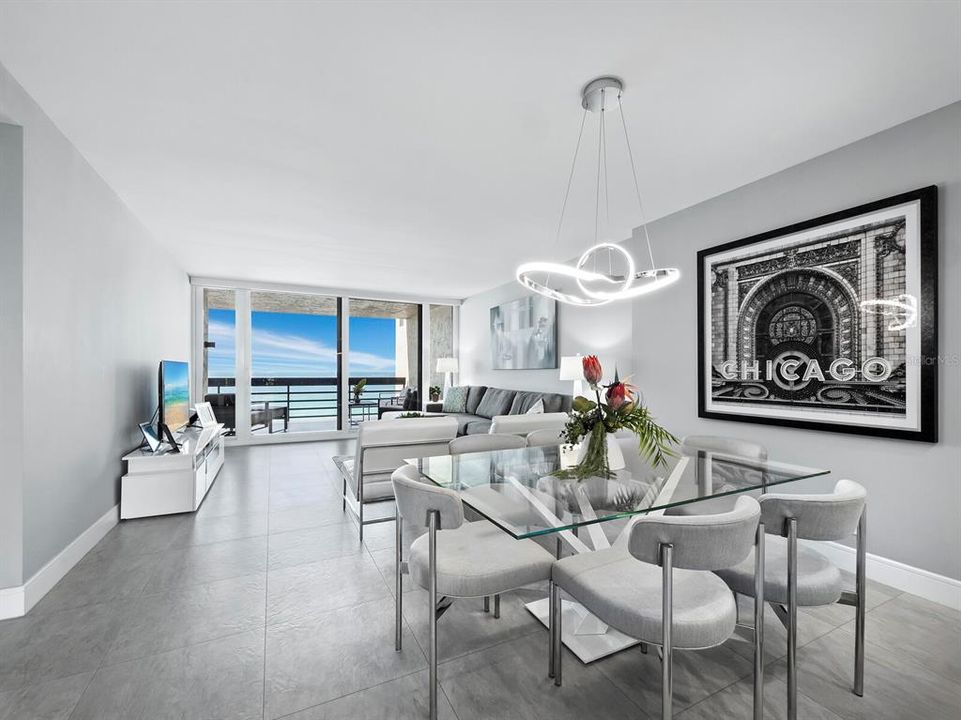 Recently Sold: $1,699,000 (2 beds, 2 baths, 1392 Square Feet)