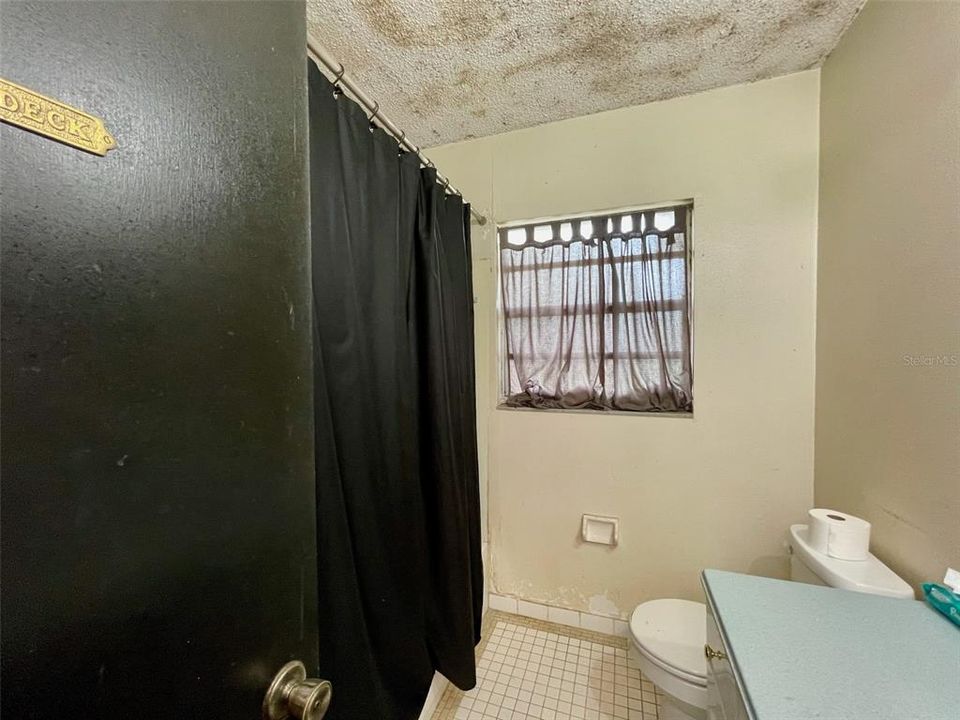 最近售出: $125,000 (3 贝兹, 2 浴室, 1196 平方英尺)