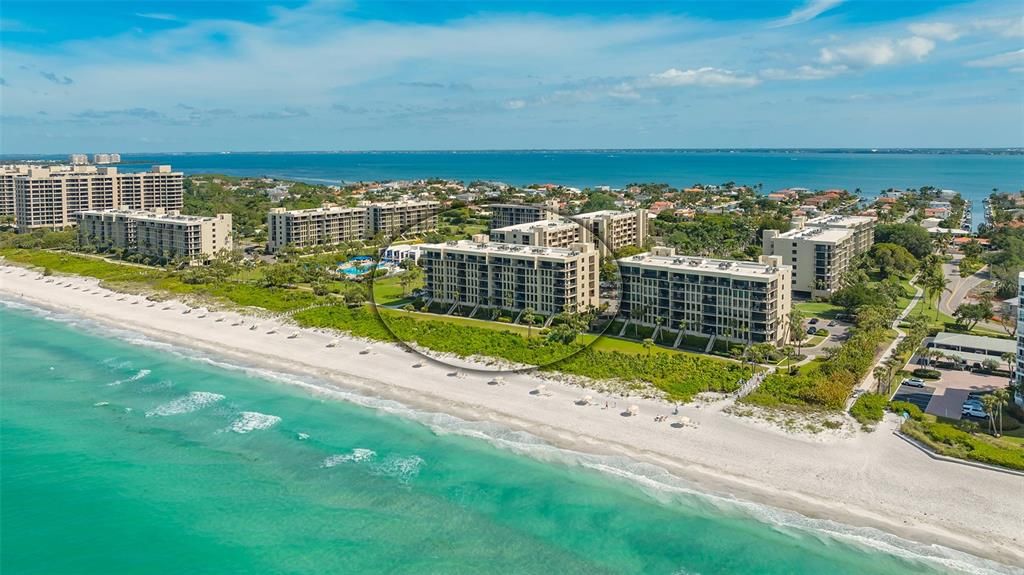 Experience Longboat Key living at its very best
