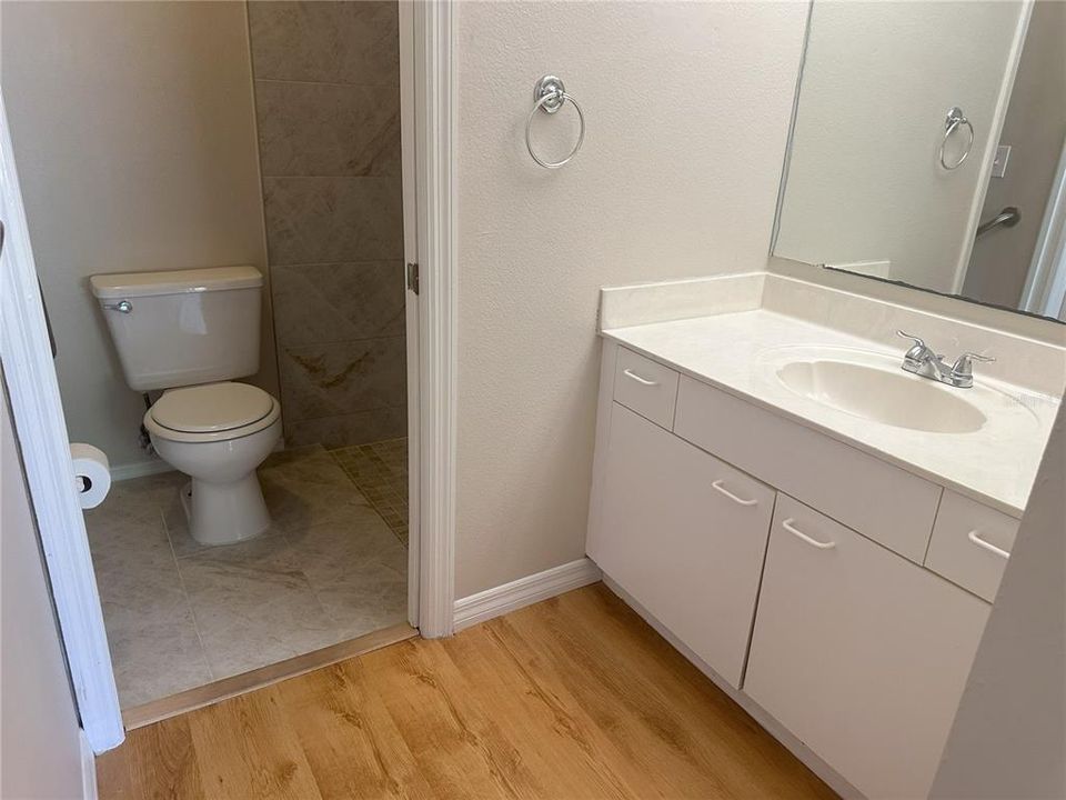 Недавно арендовано: $2,000 (2 спален, 2 ванн, 1094 Квадратных фут)