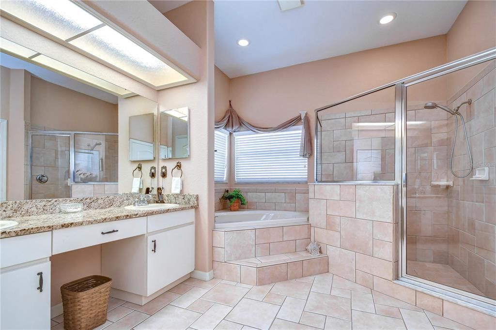 Features granite countertops, a separate shower, a garden tub!