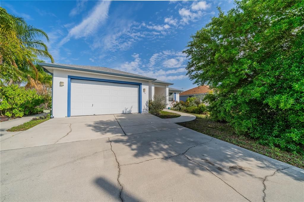 Recently Sold: $569,000 (3 beds, 2 baths, 1544 Square Feet)