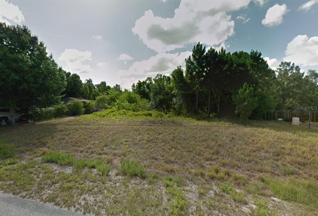 Vendido Recientemente: $18,900 (0.18 acres)