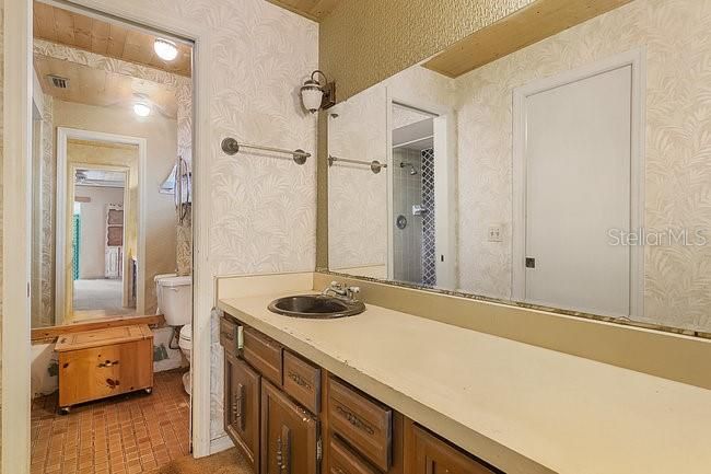 待售: $479,000 (4 贝兹, 2 浴室, 2010 平方英尺)