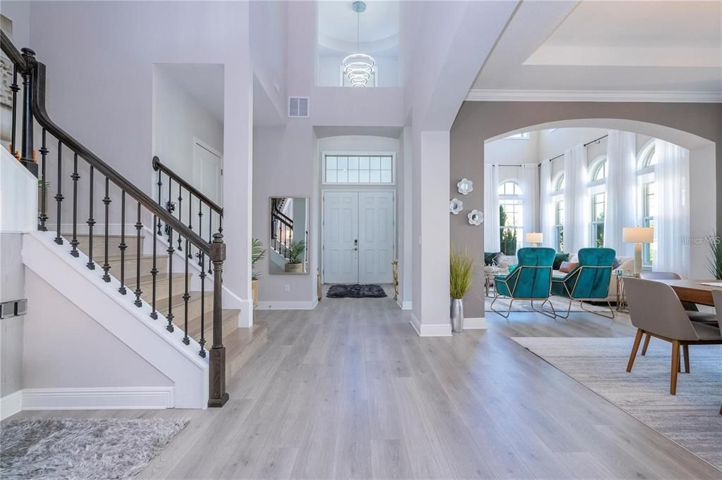 Recently Sold: $1,990,000 (5 beds, 6 baths, 5382 Square Feet)