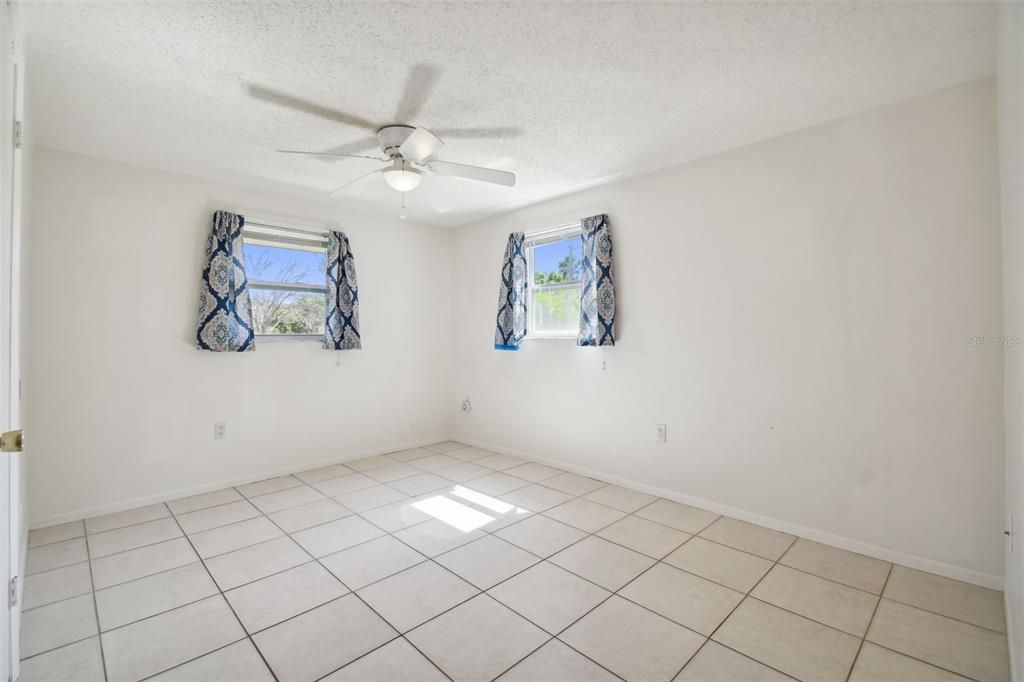 Recently Sold: $299,000 (3 beds, 2 baths, 1496 Square Feet)