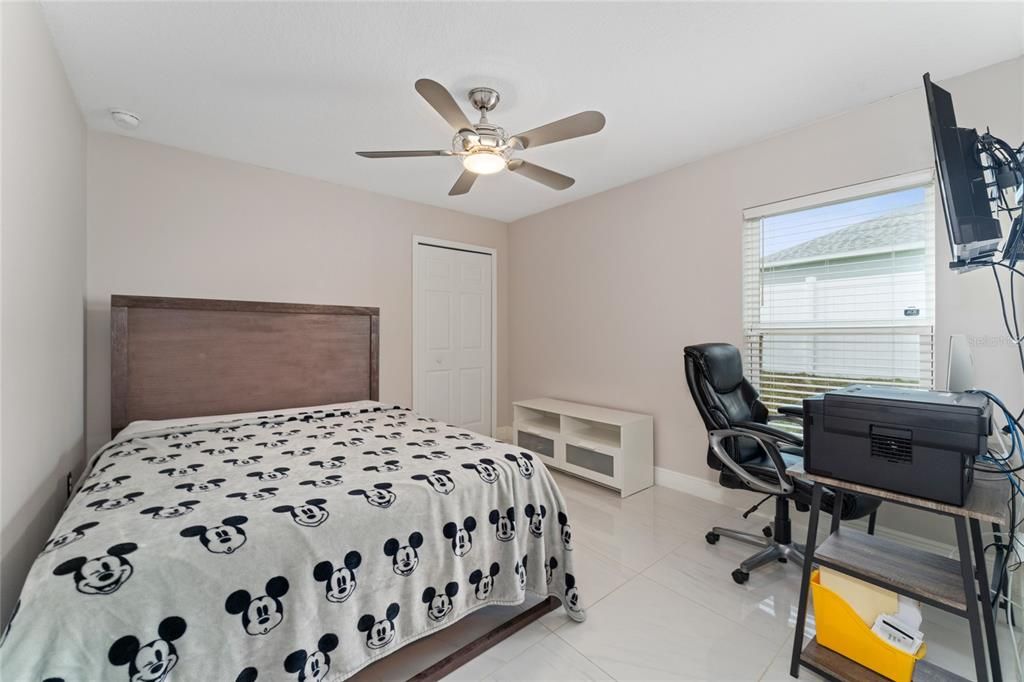 Active With Contract: $289,900 (3 beds, 2 baths, 1305 Square Feet)