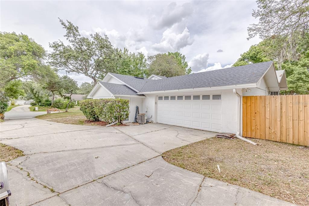 For Sale: $749,900 (3 beds, 2 baths, 2744 Square Feet)
