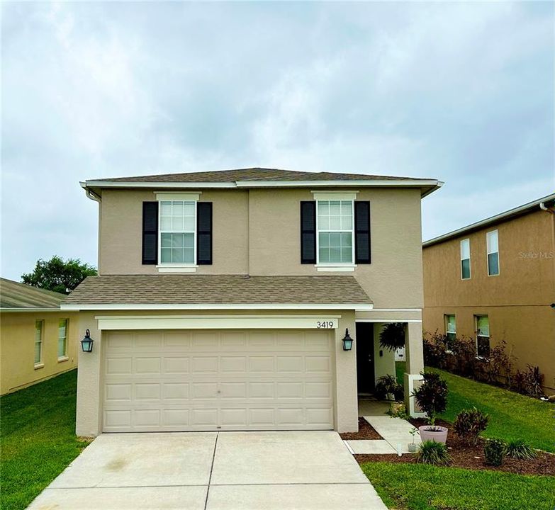 Active With Contract: $429,500 (4 beds, 2 baths, 1741 Square Feet)