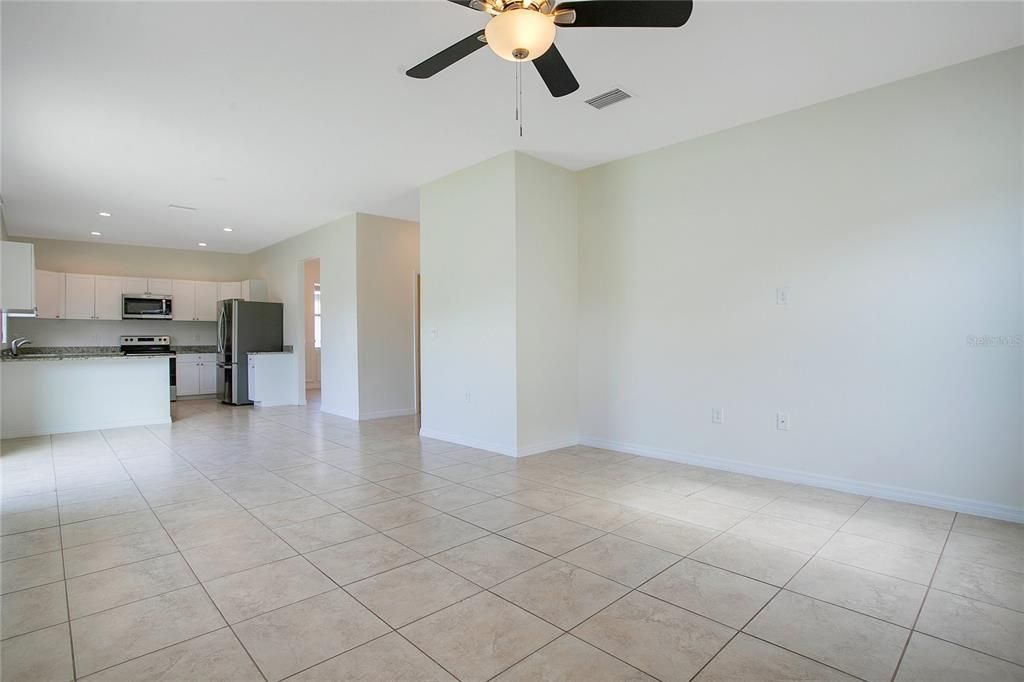 For Sale: $414,900 (4 beds, 2 baths, 2748 Square Feet)