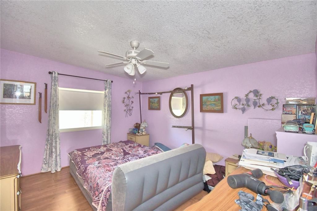 For Sale: $139,000 (2 beds, 2 baths, 1056 Square Feet)