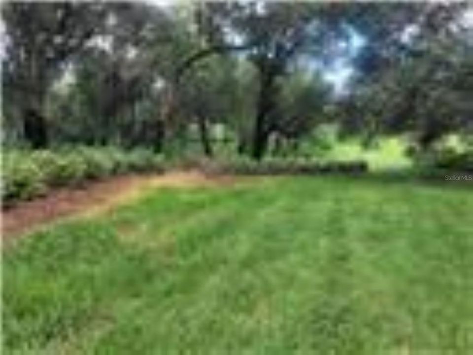 En Venta: $184,000 (5.00 acres)