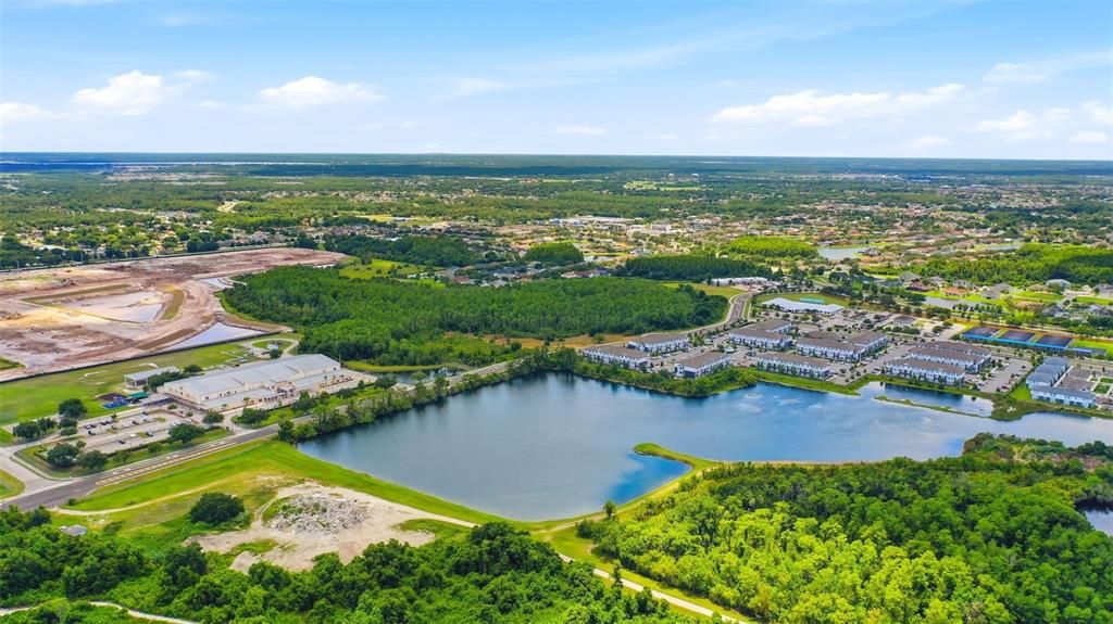 На продажу: $1,850,000 (4.59 acres)