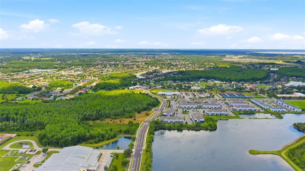 На продажу: $1,850,000 (4.59 acres)