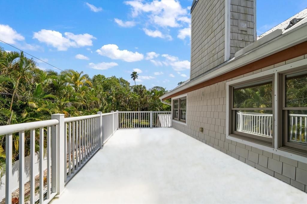 Active With Contract: $1,849,000 (4 beds, 3 baths, 3865 Square Feet)