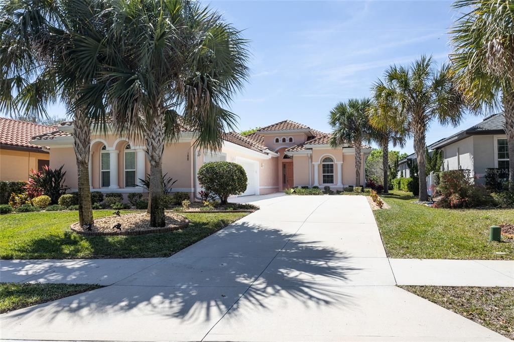 Recently Sold: $719,875 (4 beds, 3 baths, 2820 Square Feet)
