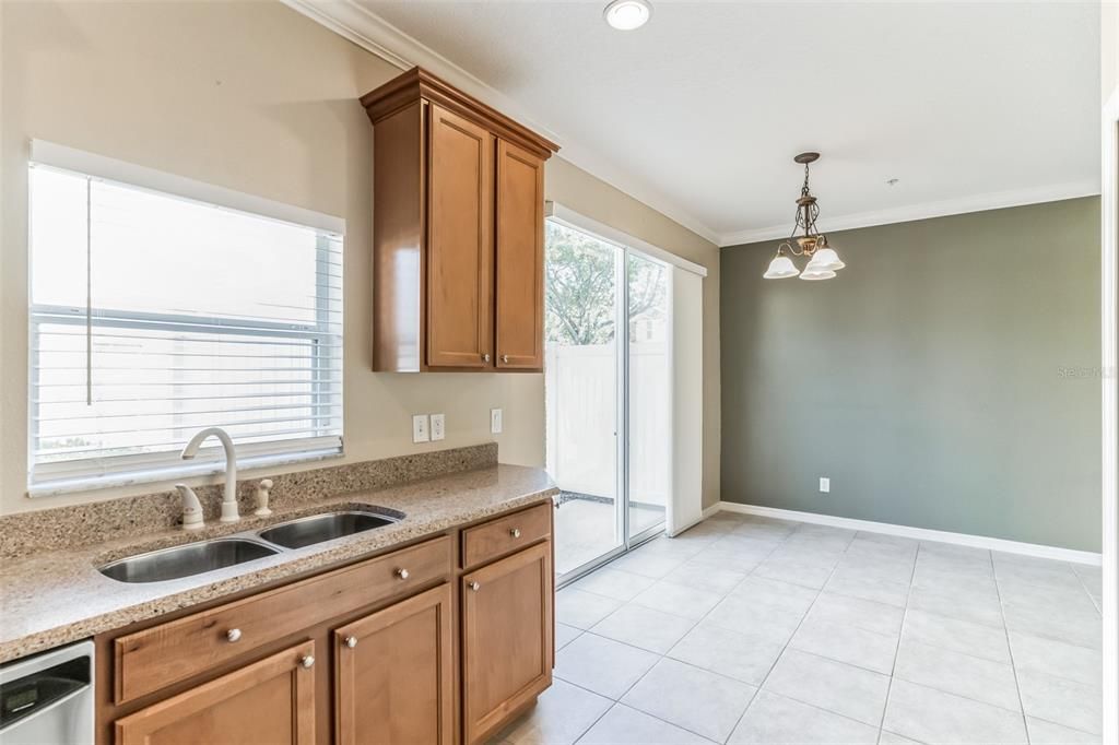 Recently Sold: $330,000 (3 beds, 2 baths, 1526 Square Feet)