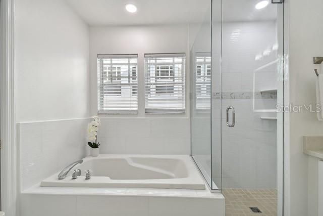 For Sale: $1,149,000 (3 beds, 2 baths, 1725 Square Feet)