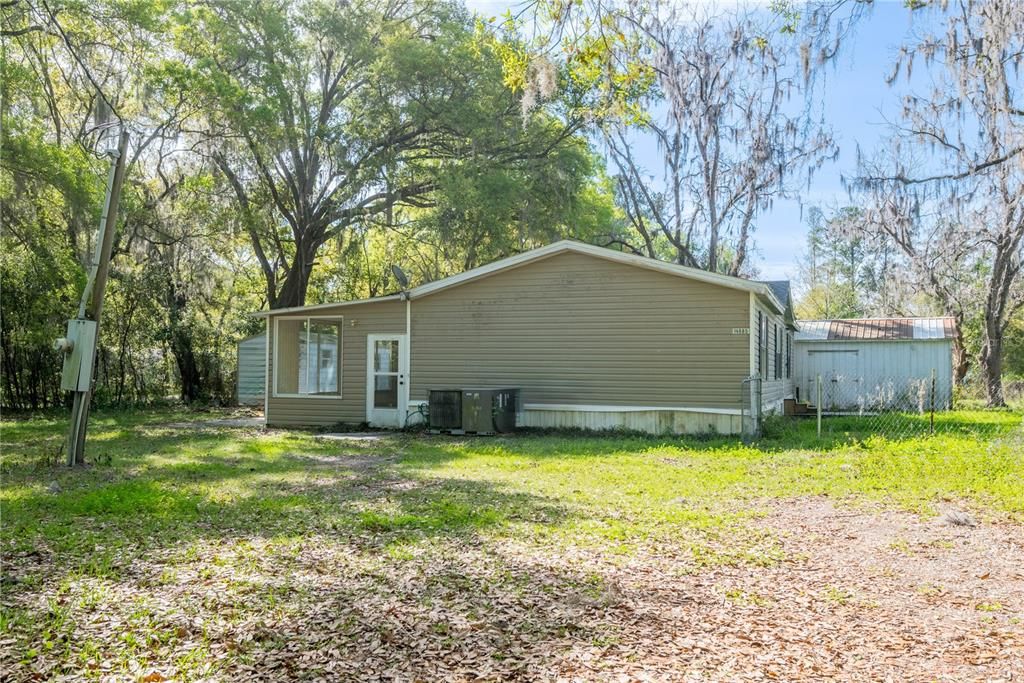 Recently Sold: $114,900 (3 beds, 2 baths, 1152 Square Feet)