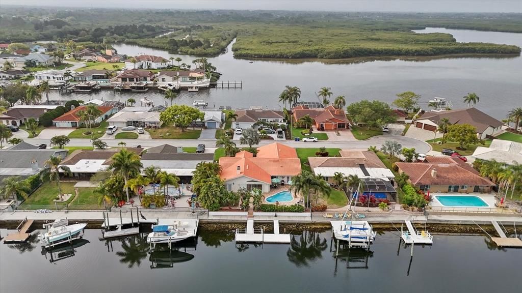 Active With Contract: $1,000,000 (4 beds, 3 baths, 2454 Square Feet)