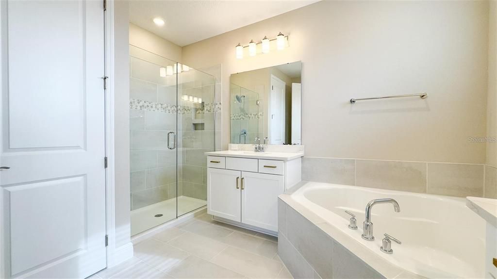 Недавно арендовано: $3,700 (4 спален, 3 ванн, 2657 Квадратных фут)