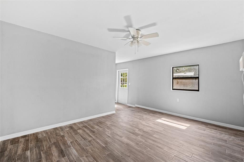 Active With Contract: $525,000 (4 beds, 2 baths, 2151 Square Feet)