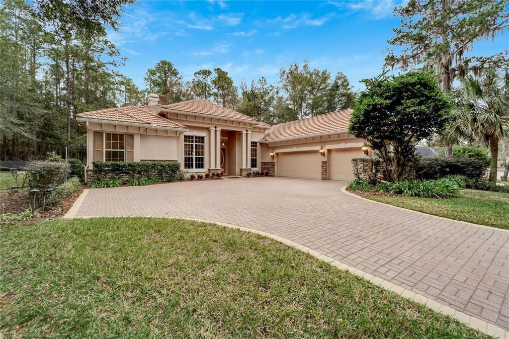 Recently Rented: $5,500 (4 beds, 4 baths, 3437 Square Feet)