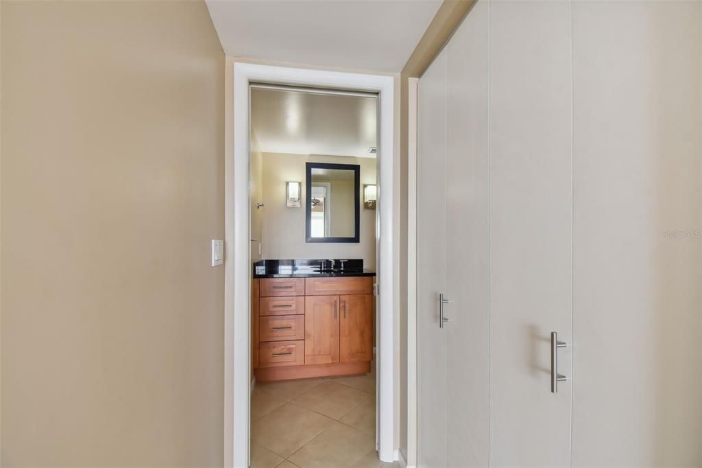 For Sale: $549,000 (2 beds, 2 baths, 1255 Square Feet)