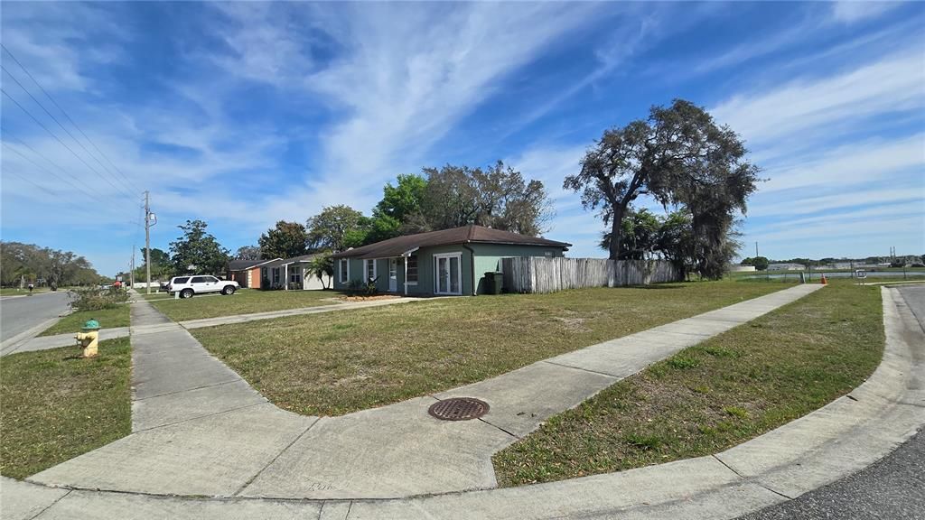 Recently Sold: $290,000 (3 beds, 1 baths, 1500 Square Feet)