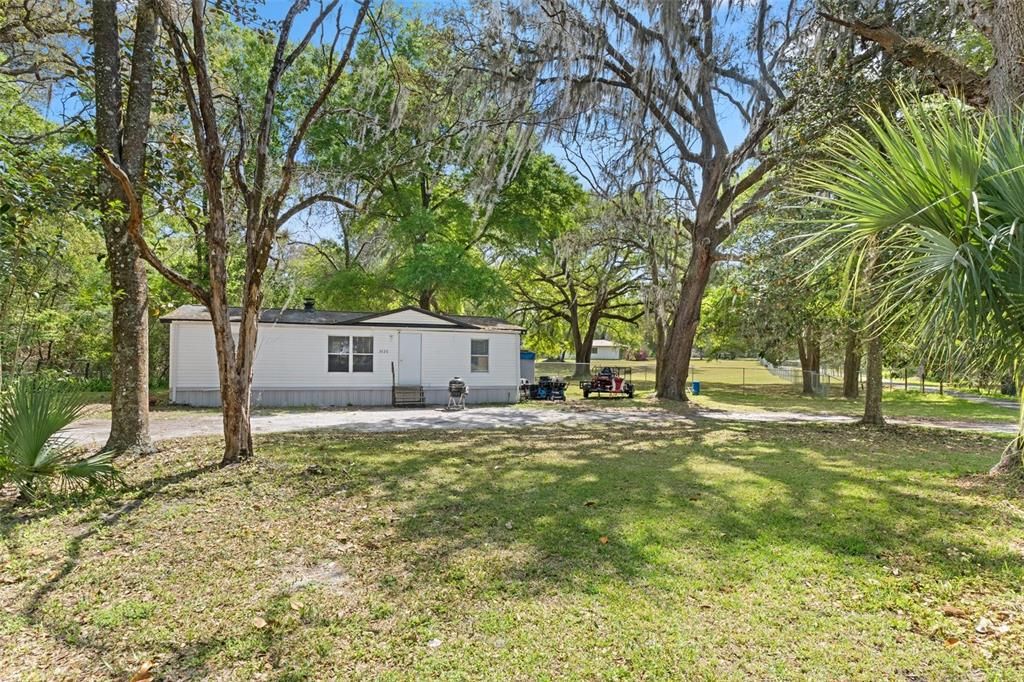 For Sale: $119,900 (3 beds, 2 baths, 960 Square Feet)